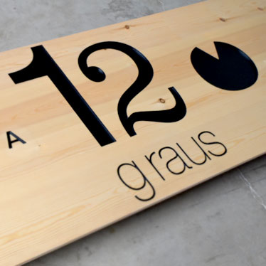 Fusteria BRAIPONT: Rètol de fusta mecanitzat amb CNC.